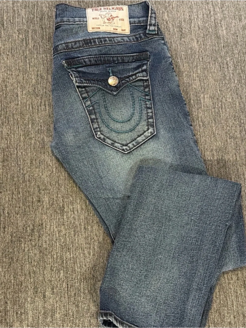 True Religion Men’s Ricky Straight Flap Pocket 30x34 (32x34) Turquoise Stitching